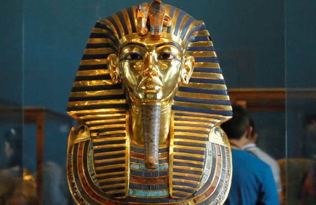 Tutankhamun.jpg