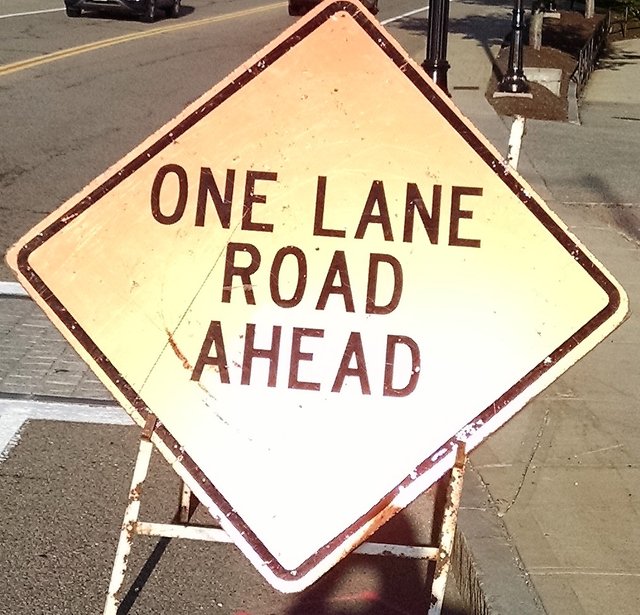 One lane road.jpg