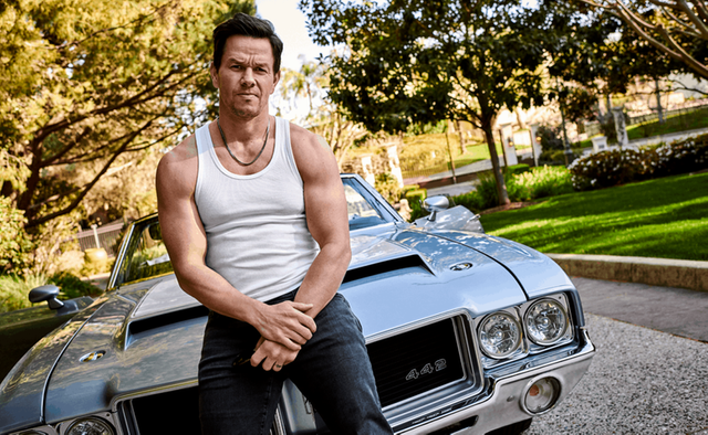Mark Wahlberg Clothing Style.png