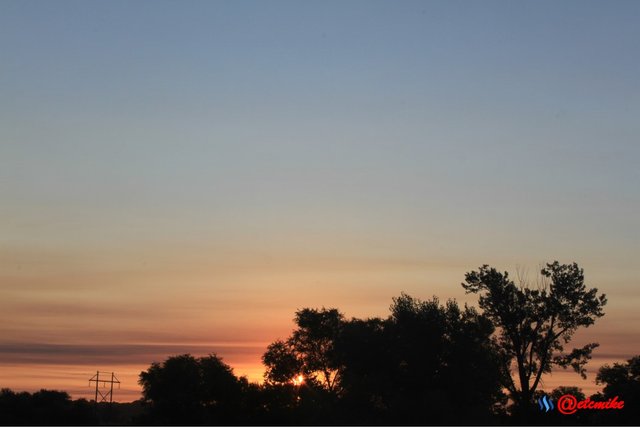 sunrise dawn morning skyscape SR0072.JPG