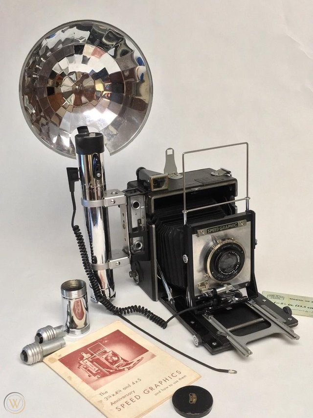 graflex-anniversary-speed-graphic-4x5_1_615e7e5093be529c481b04f5aaf191fd.jpg