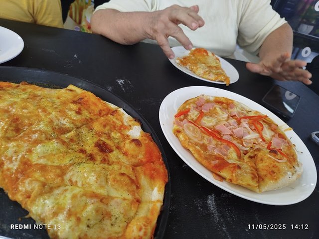 pizza.jpg