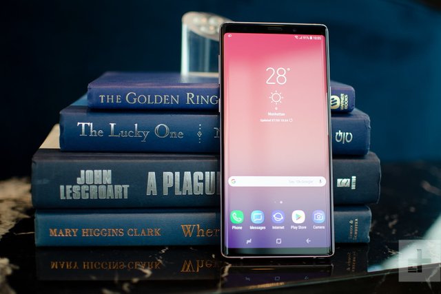 galaxy-note-9-hands-on-books-1500x1000.jpg