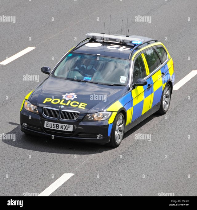 m25-motorway-essex-traffic-police-car-arriving-at-scene-of-accident-C5281R-1.jpg