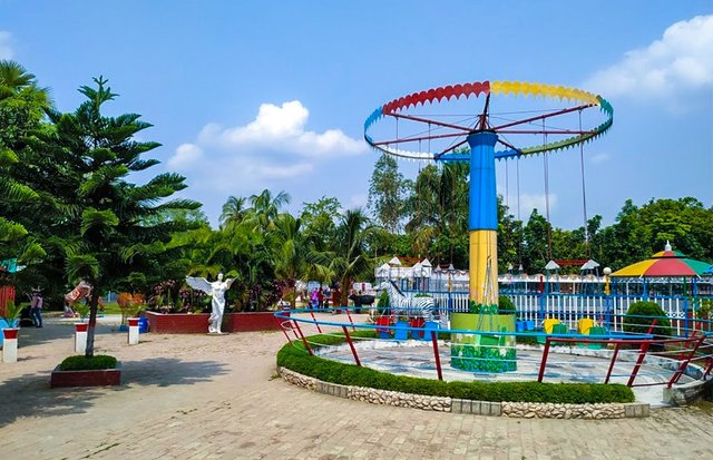 Dana-Park-Naogaon1.jpg