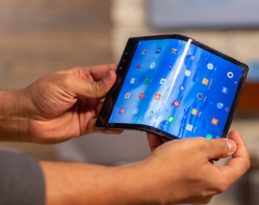 Foldable phone.PNG