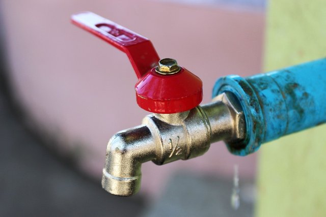 water-tap-1933195_960_720.jpg