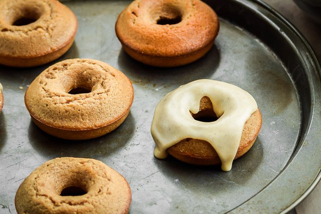 Chai Latte Doughnut with Vanilla Bean Icing (Vegan)- (4).jpg