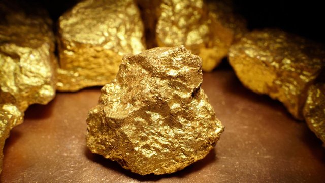 2017-02-gold-nuggets-close-up.jpg