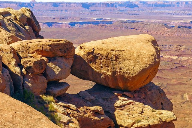 grand-view-point-trail-boulders-3927017_960_720.jpg