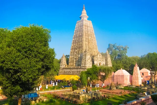 Mahabodhi-Temple-Bodh-Gaya-Bihar-India.webp