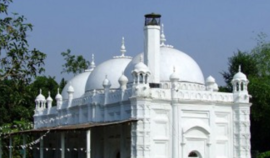 Kurigram Chandamari mosque.png