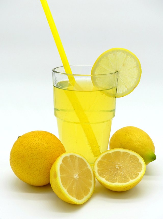 lemonade-gb35d2346a_1920.jpg
