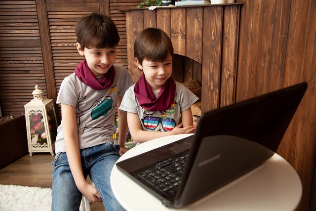 kids-4937845_1280.jpg