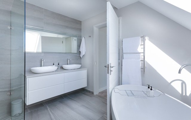 modern white bathroom.jpg