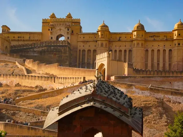 the-Amber-fort-india.webp