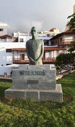 busto de miranda reducido.jpg