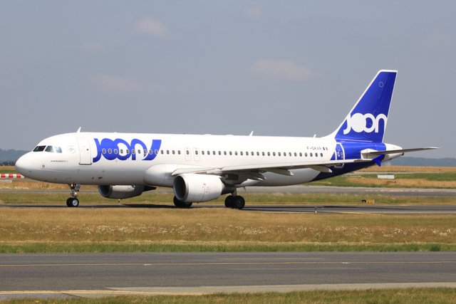 F-GKXR JOON -A320.JPG
