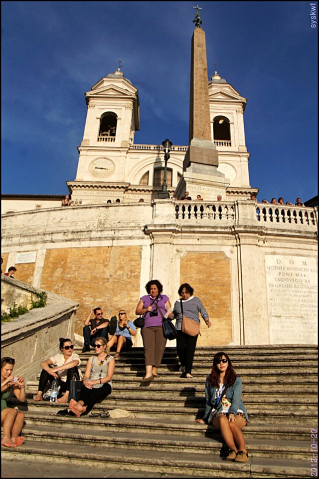 EU121020-235418.jpg