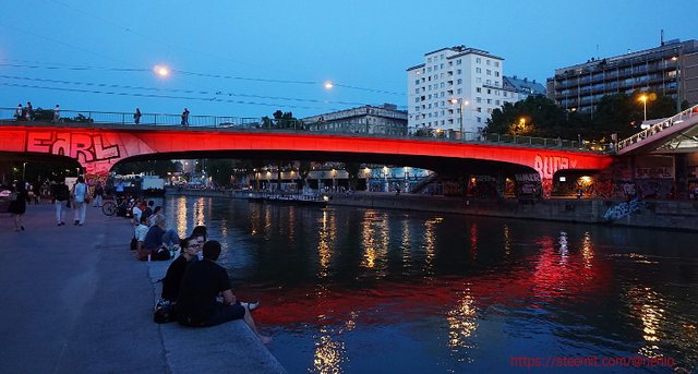 danubio-canal-reflejos01.jpg