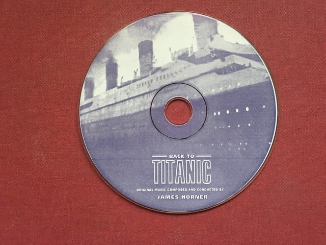 James-Horner-BACK-To-TiTANiC-Soundtrack-samo-CD-bez-omo_slika_XL_122875565.jpg