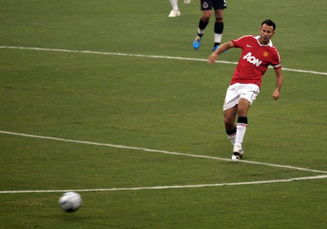 Ryan_Giggs_2010_MLS_All-Stars_vs_MUFC.jpg