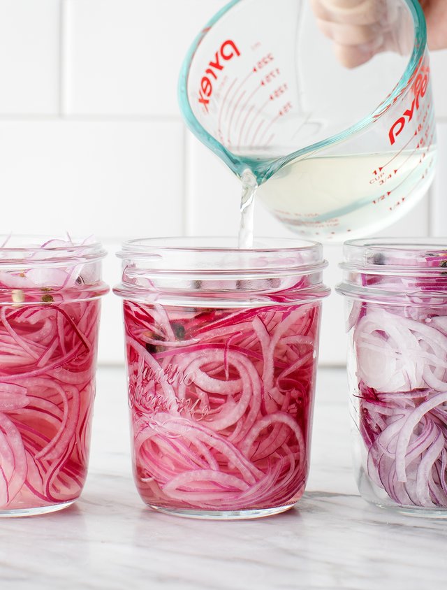 pickled-red-onions.jpg