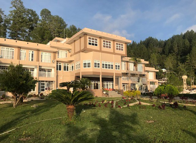Hotel Renggali_03.jpg