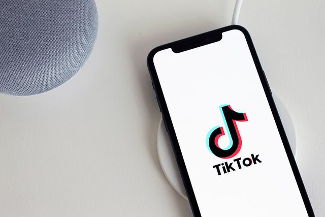 tiktok-5064078__480.jpg