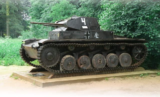 Tenk PZ2 002.jpg