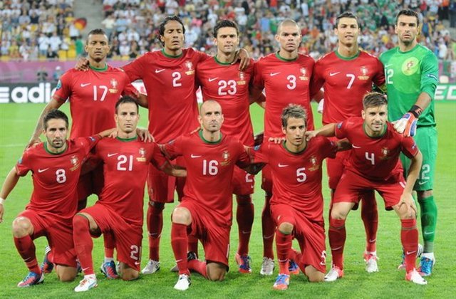 Portugal_national_football_team_20120609.jpg