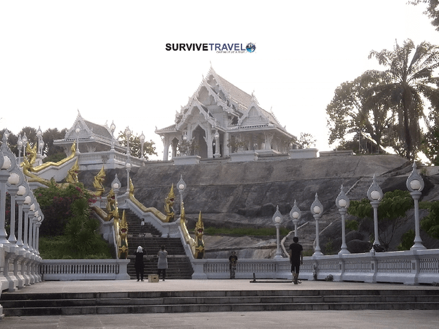 3-Wat-Kaew-Temple-Krabi-Awesome-Things-to-do-in-Thailand-Survive-Travel.png
