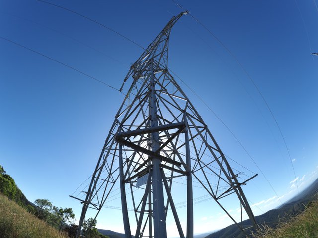 powerline-800px.JPG