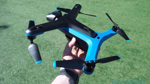 DRONE skydio-2-drone-26-1280x720.jpg