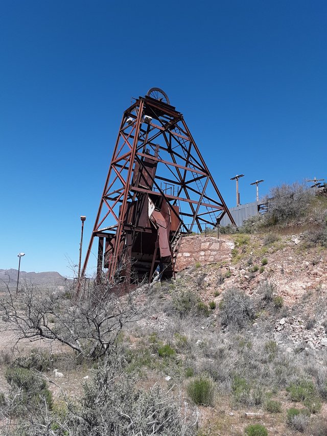 Abandoned Silver Mine SE Arizona.jpg