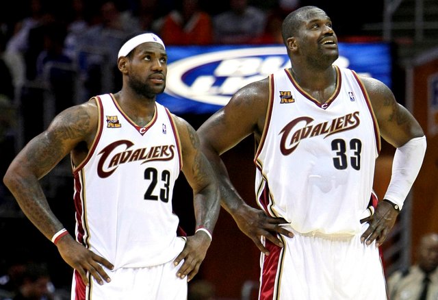 Shaquille-ONeal-and-LeBron-James.jpg