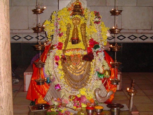 Humcha-Padmavati-Karnatak-w.jpg
