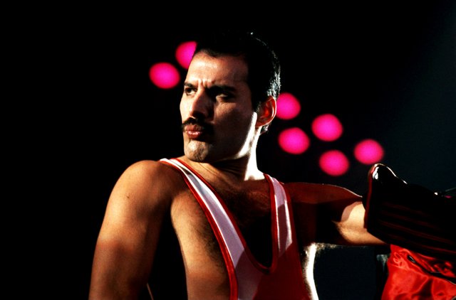 Freddie Mercury 80's.jpg