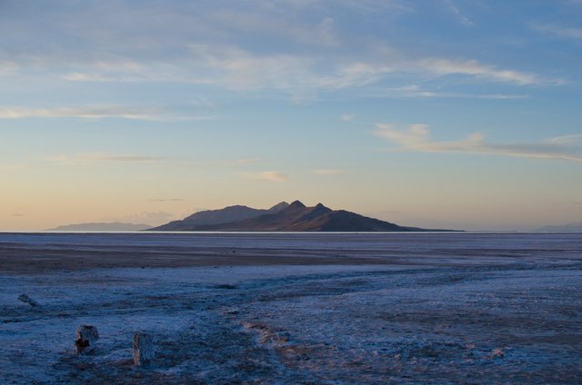 The lone island out and the great salt lake.JPG