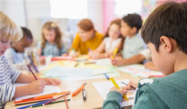 kids-classroom-main-Rodale-Wellness.jpg