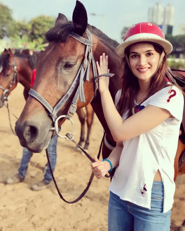 kriti-sanon-46.webp