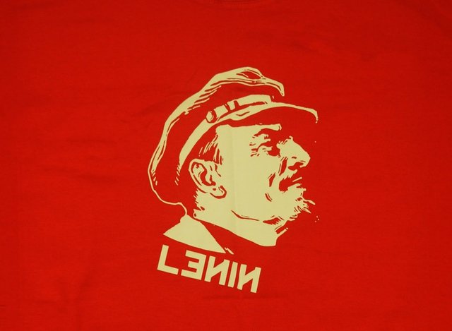 lenin_by_skullkid4900-d34i096.jpg