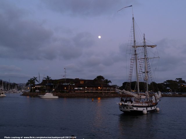 SailingUnderTheFullMoon-001-041118.jpg