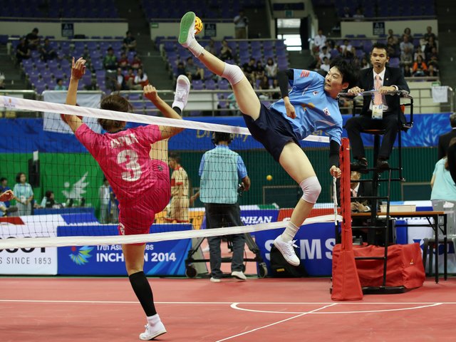 Incheon_AsianGames_Sepaktakraw_09_(15291705581).jpg