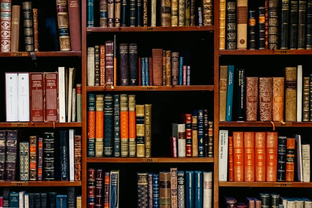 Online Librarian Jobs.jpeg