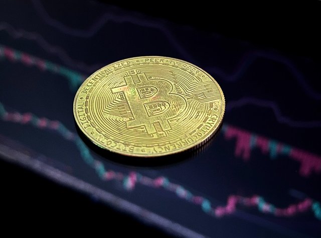 btc-6812103_1280.jpg