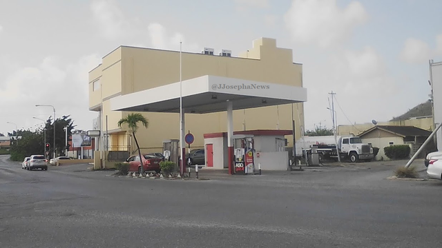 gas stations curacao.png