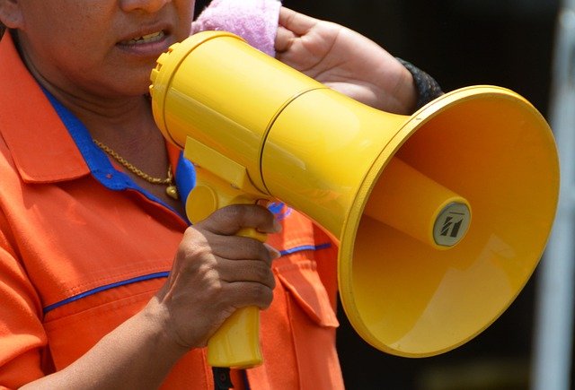 megaphone-1381104_640.jpg