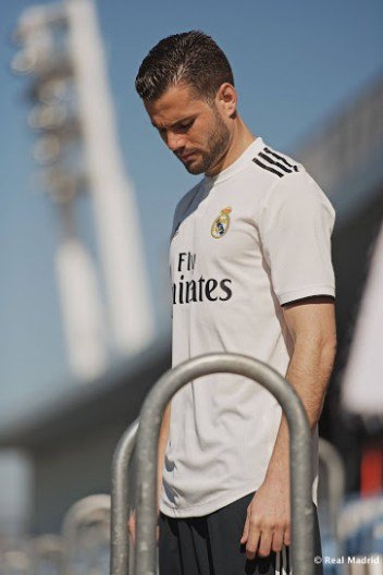 4-real-madrid-18-19-home-kit-3.jpg