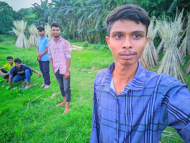 Raju20250811_175953_Vivid Human Portrait By Light Editz.jpg